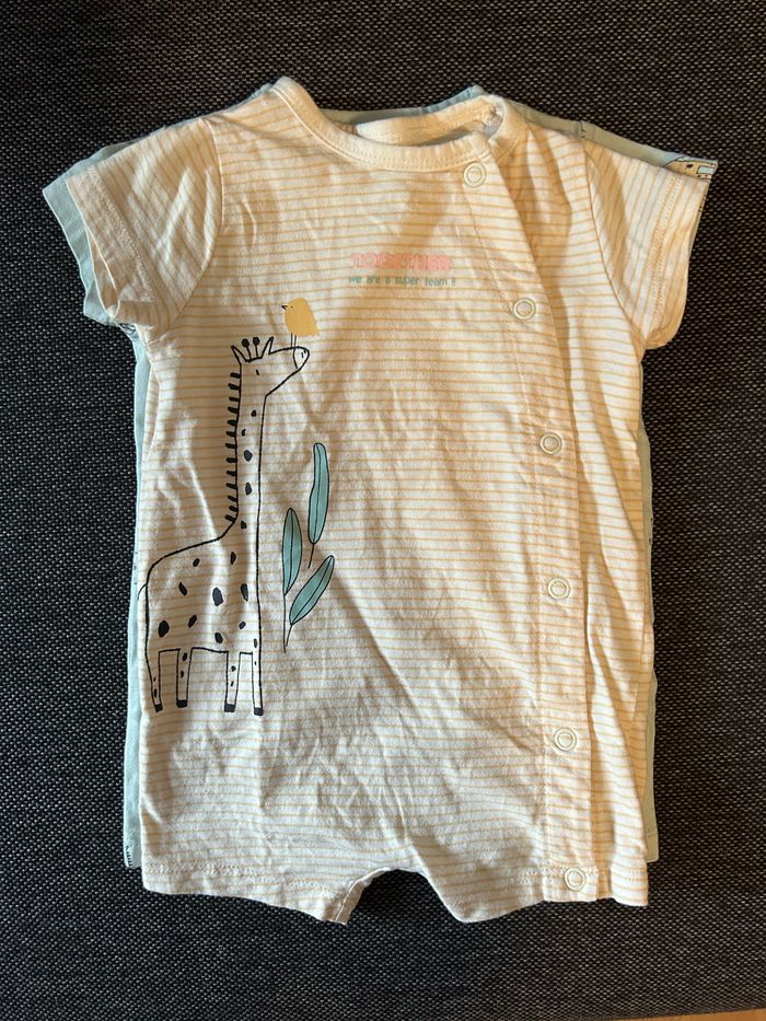 Lot de grenouillères - combi shorts - photo numéro 3