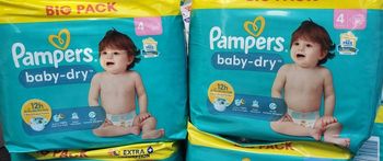 2 paquets de couches Pampers Taille 4 , 120 Couches.