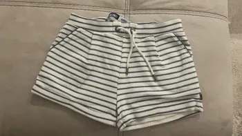 Short chino