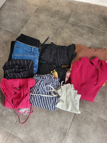 Lot de vêtements