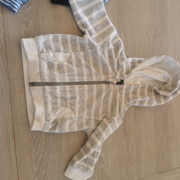 Lot gilet taille 6 mois kiabi / Obaibi - photo numéro 2