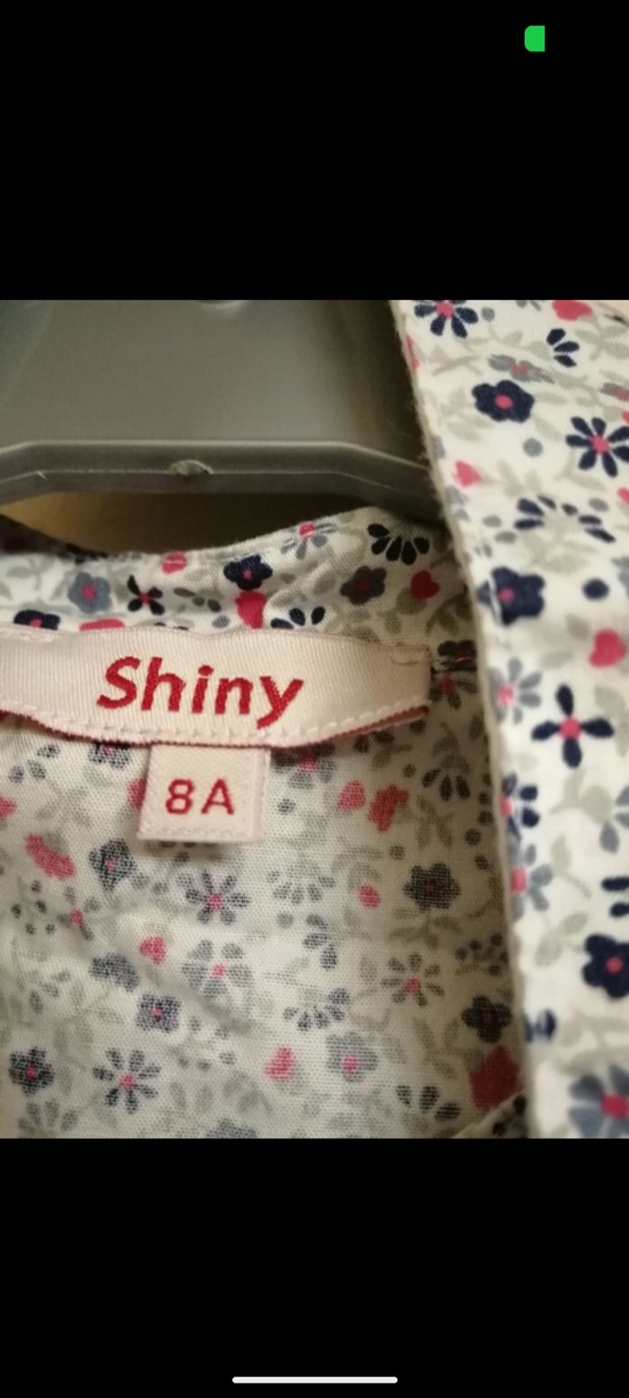 Jolie robe Shiny blanc imprimé. Taille 8 ans - photo numéro 6