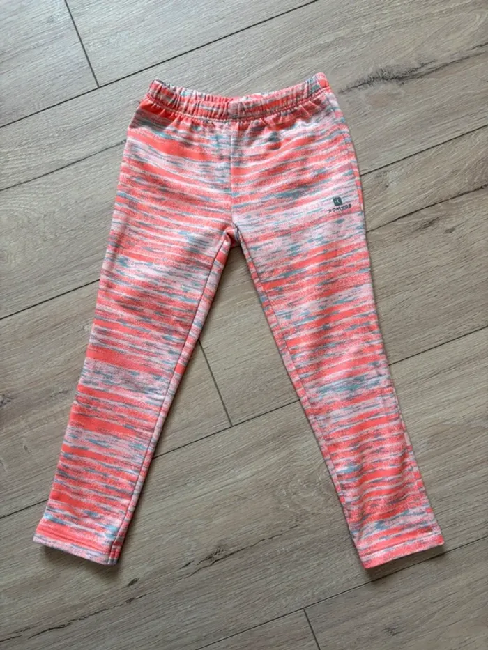 Legging Domyos couleur flashy Taille 18mois