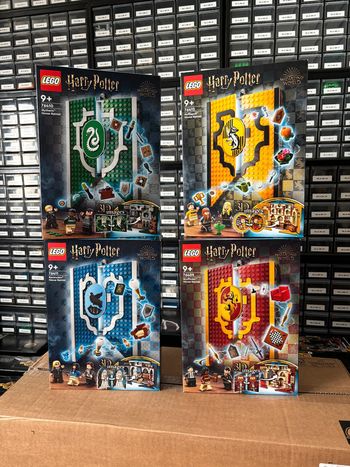 LEGO Harry Potter • Les blasons des 4 maisons de Poudlard • NEUF
