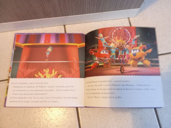Livre enfant super wings, quel cirque, à Moscou - photo numéro 3