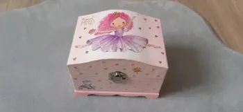 Magnifique boîte à bijoux lumineuse "princess Mimi" état neuve
