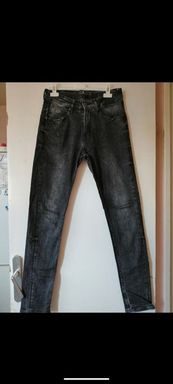 Jean Zara Man denim collection noir délavé. Taille M