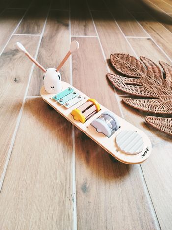 🎶Table/plateau musicale chenille sweet cocoon multi activités en bois marque Janod