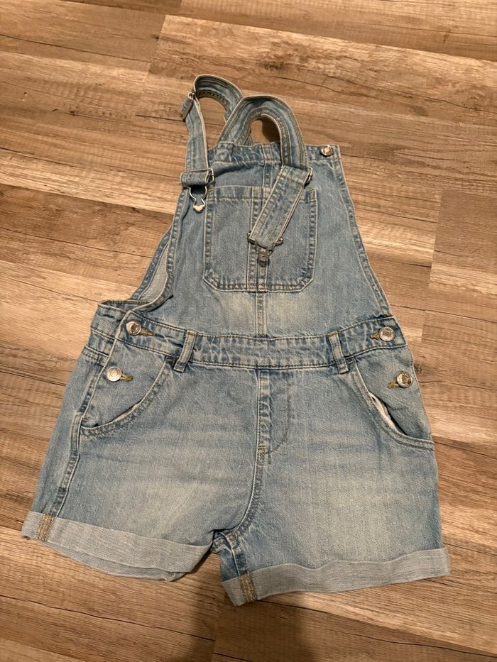 Vêtements filles  7 ans 8ans 9ans - photo numéro 9
