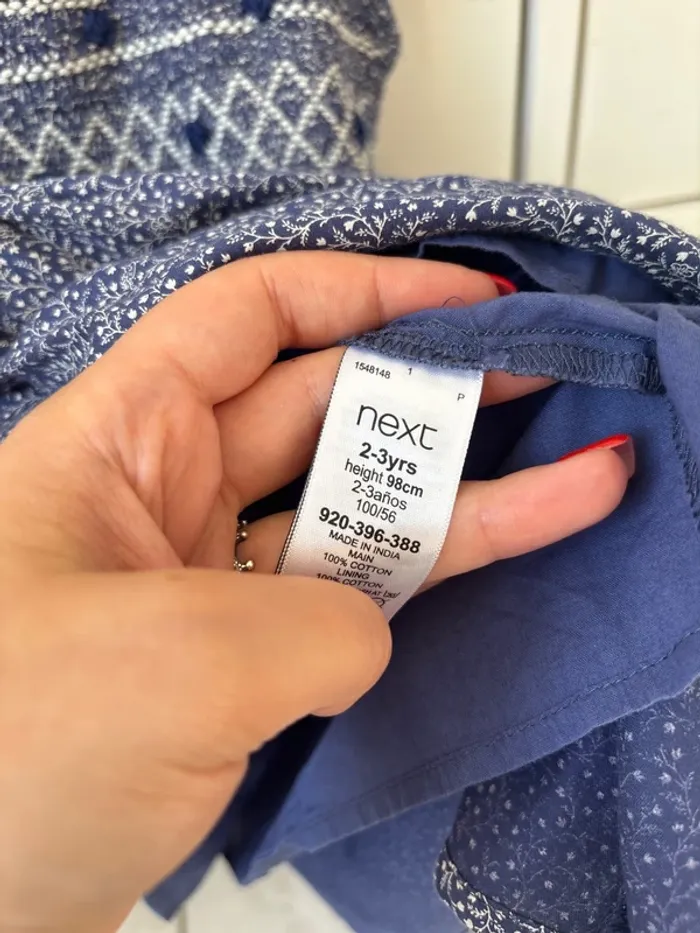 Robe à smock et broderie - photo numéro 4
