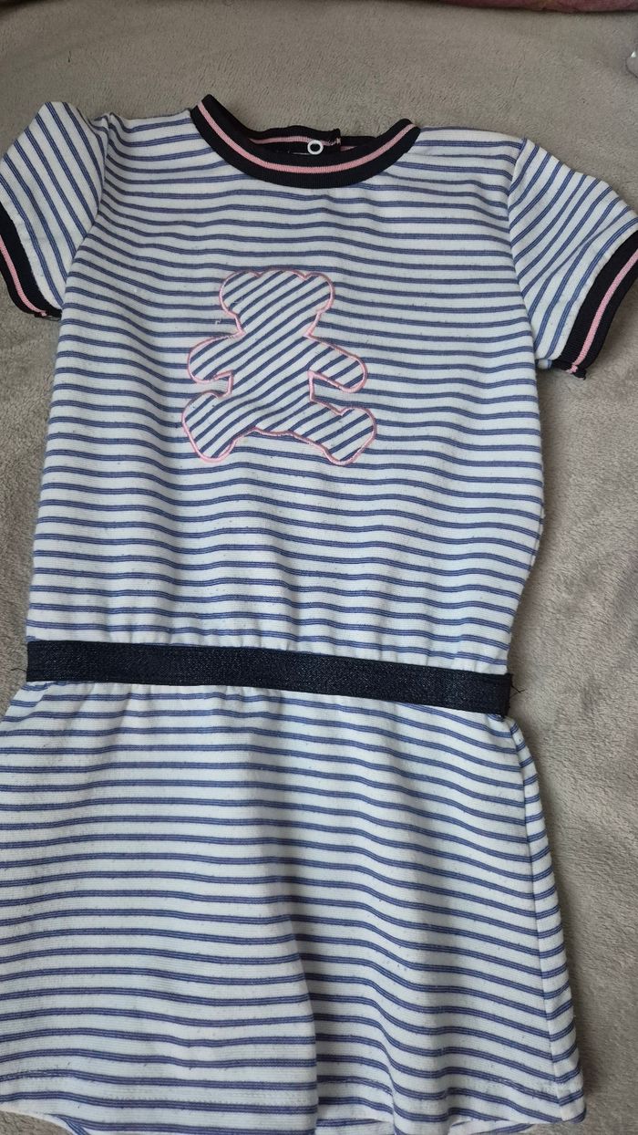 Robe lulu castagnettes 3ans - photo numéro 2