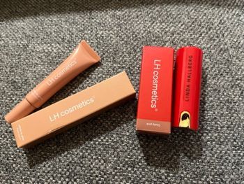 Lot maquillage levres LH Cosmetics neuf (valeur 44€)