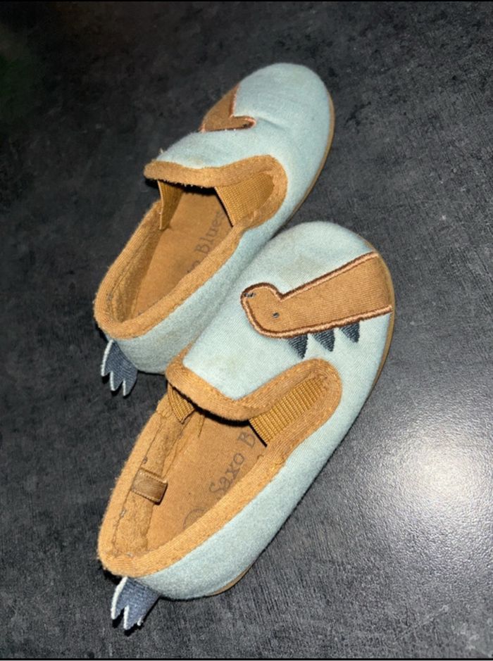 Chaussons dinosaures - photo numéro 3