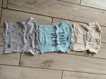 Lot tee shirt 9 mois
