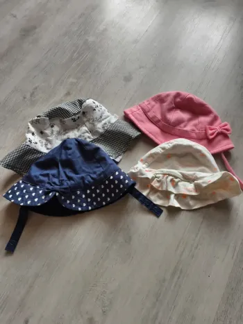 Chapeau bébé fille