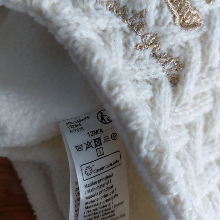 Bonnet et gants + gilet hiver fille 12mois - photo numéro 3