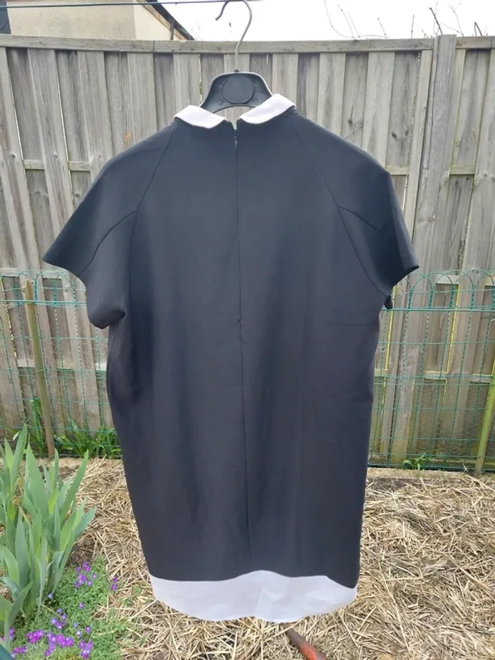 Robe col blanc - photo numéro 3