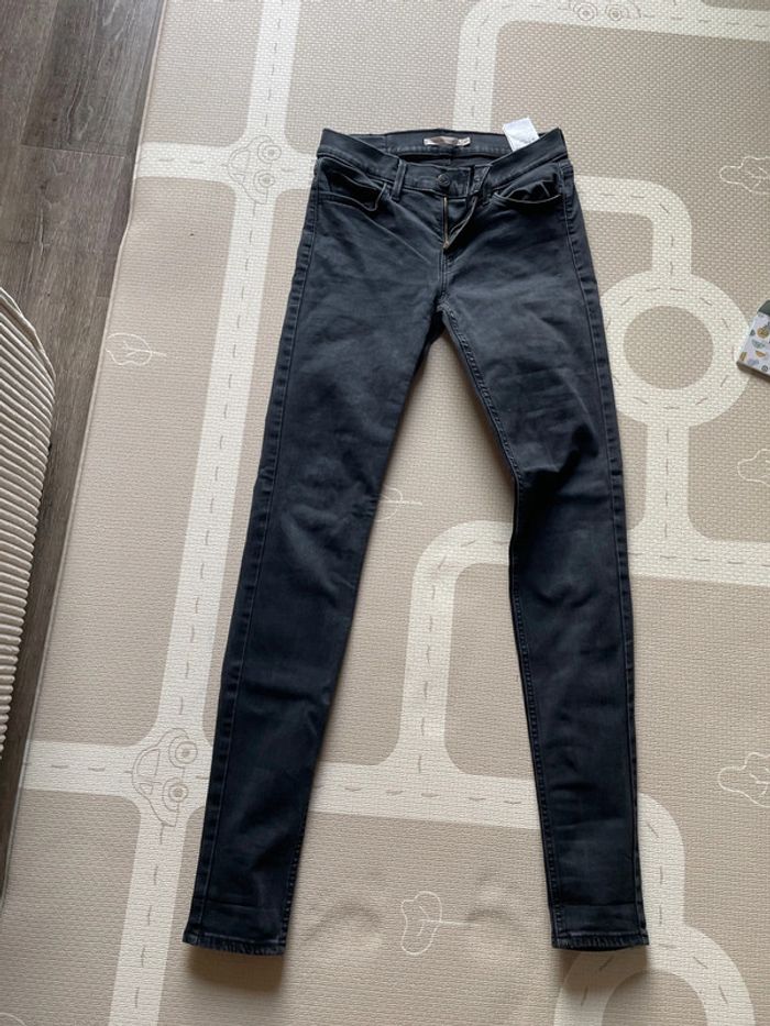 Jean levi’s. 710 super skinny 27 - photo numéro 2