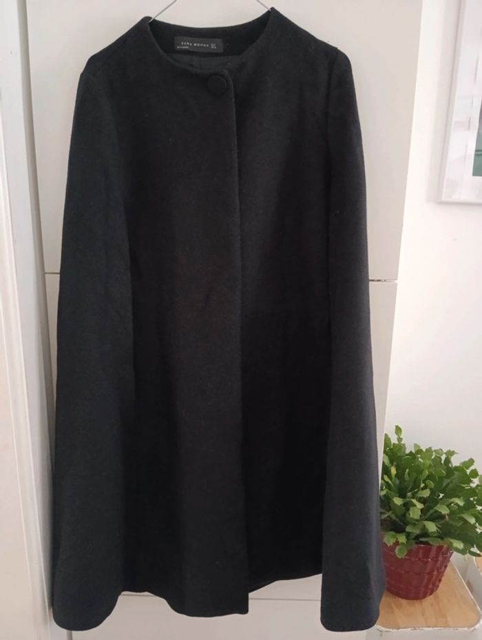 Cape noire Zara
Longueur 3/4
75% laine
Taille S - photo numéro 10