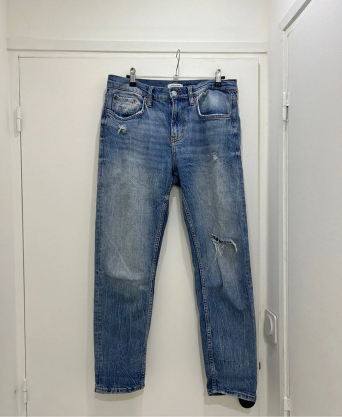 Jean troué Zara taille 38
