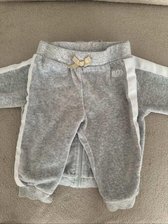 Survêtement peau de pêche gris boss mixte 9M - photo numéro 2