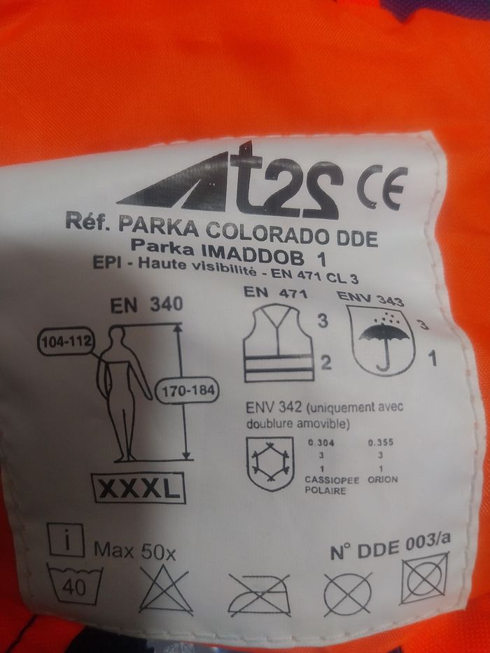 Une veste de travail - photo numéro 4