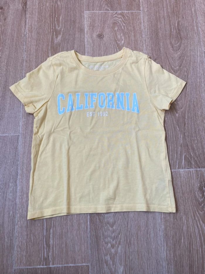 🎀 T-shirt jaune pastel 7-8 ans TEX