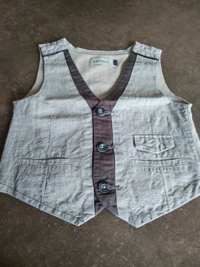 Petit gilet sans manches 3 ans
