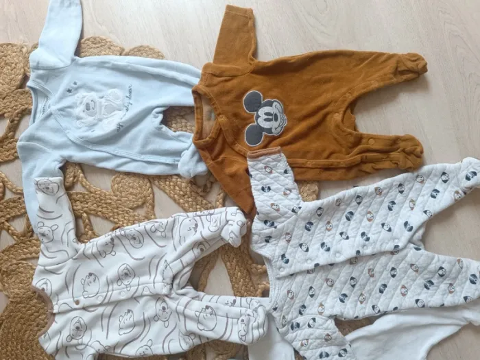 Lot vêtements 1 mois garçon - photo numéro 11