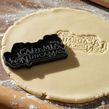 Emporte-pièce Academia Nuncamas pour biscuits et pâtisseries créatives