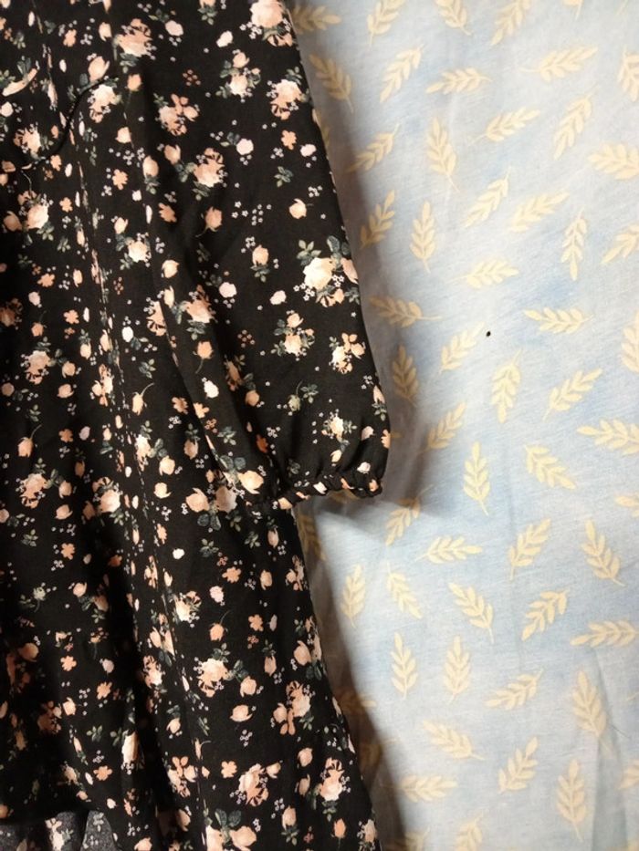 Petite robe ceinture fleuri - photo numéro 4