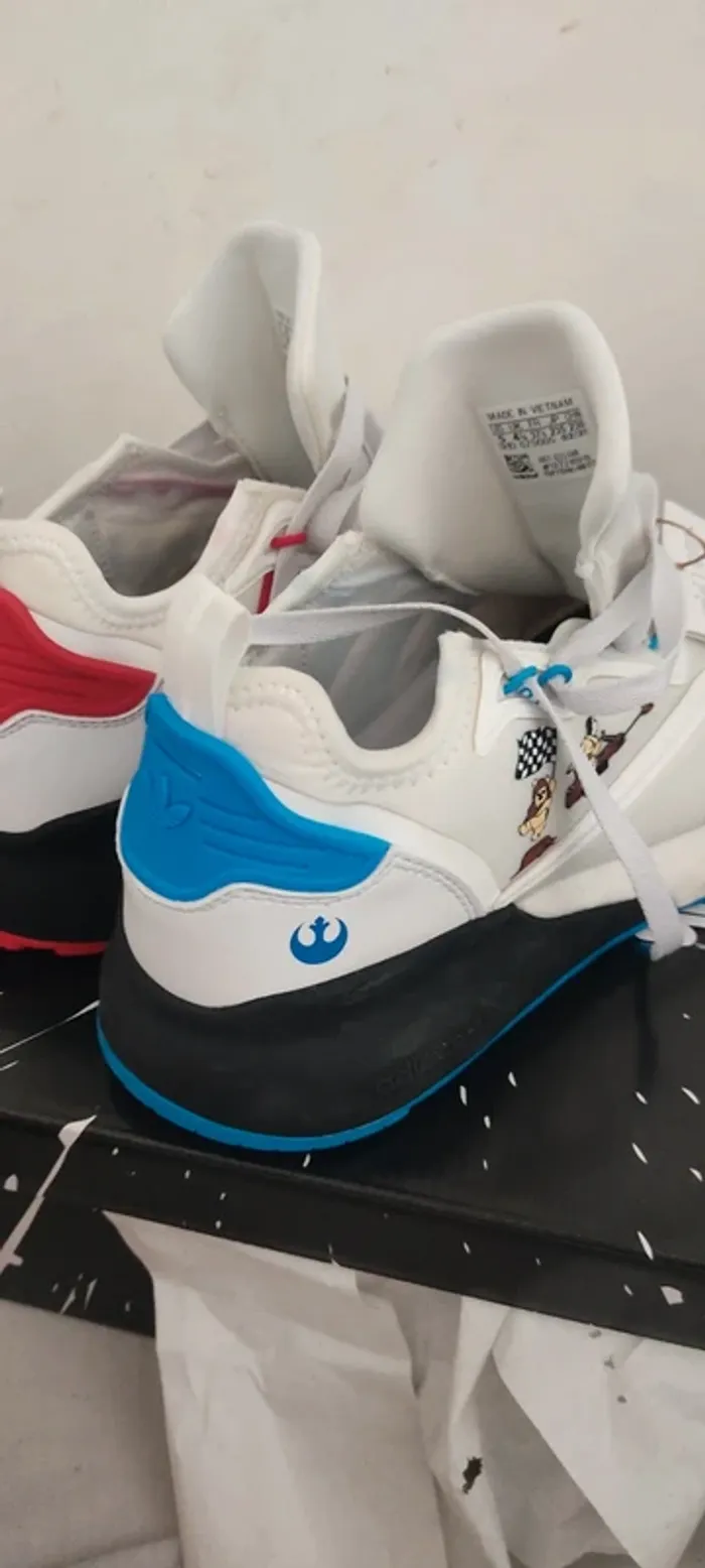 Adidas ZX 2K Boost J baskets basses taille 37 1/3 - photo numéro 14