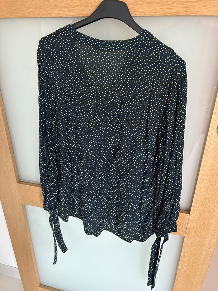 Blouse à pois - taille 2 - photo numéro 2