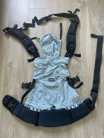 🖤🩵Portage préformé prefo évolutif de la marque  Kibi 🩵🖤