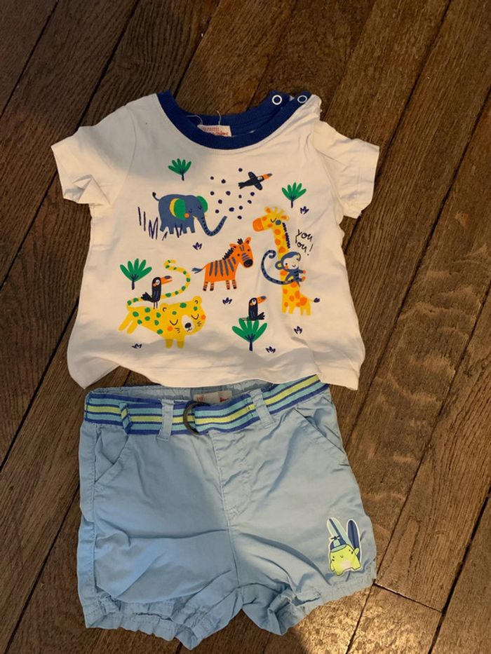 Ensemble short et t-shirt bébé 9 mois