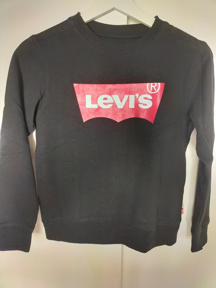 Pull Levi's taille 10 ans - photo numéro 3