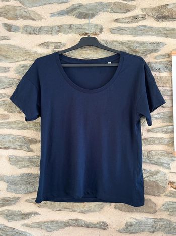 T-shirt bleu marine XS neuf