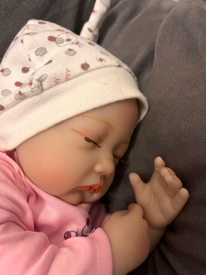 Poupée véritable bébé - photo numéro 4
