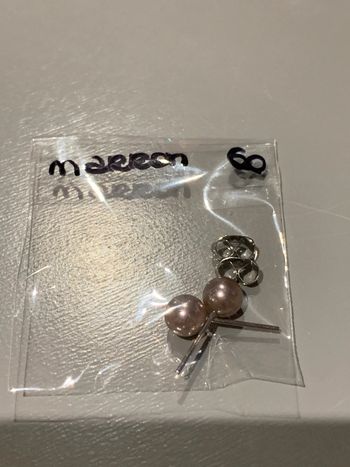 Boucles d’oreilles Adopt’ n•60 Perles boules marron Structures tiges + fermoirs argentés  Bijoux