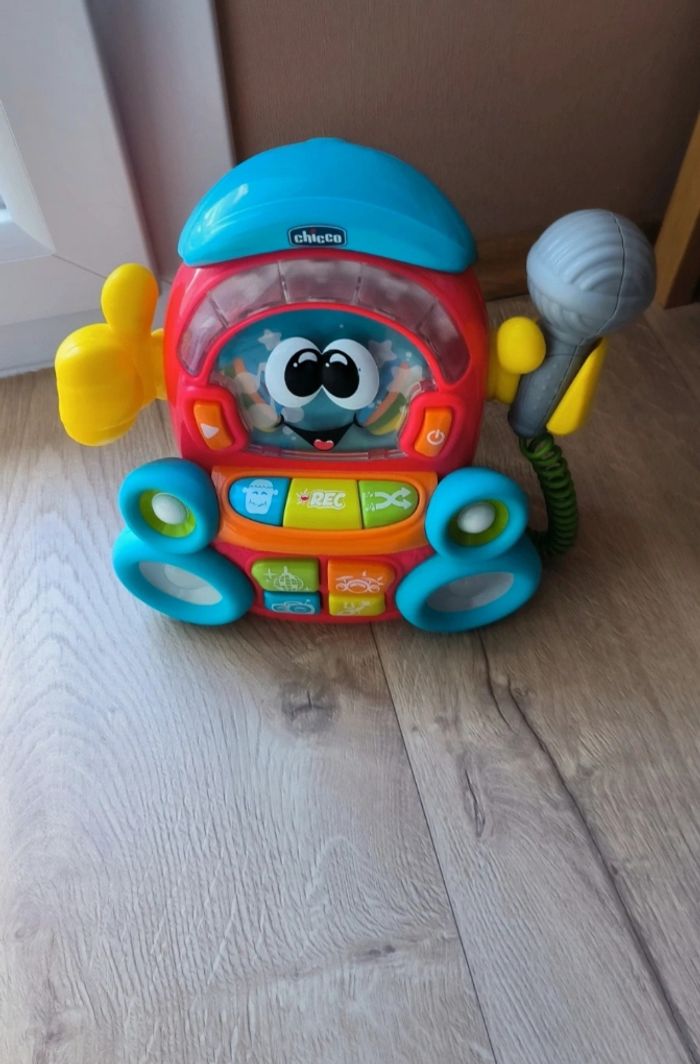 Chicco dj