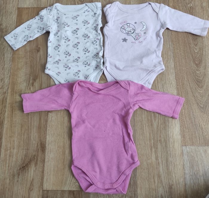 Lot 3 bodies fille - photo numéro 2