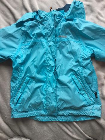Imperméable bleu clair avec capuche 7-8 ans Icepeak