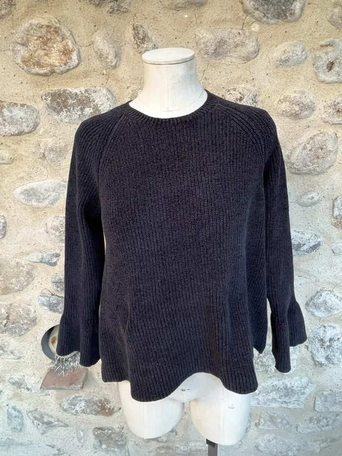 Mango - Pull cintré à manches évasées peplum