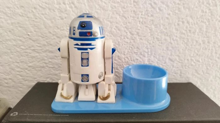 Coquetier Star Wars Starswars R2D2 Collector BBB vintage bleu Egg cup Oeuf SW