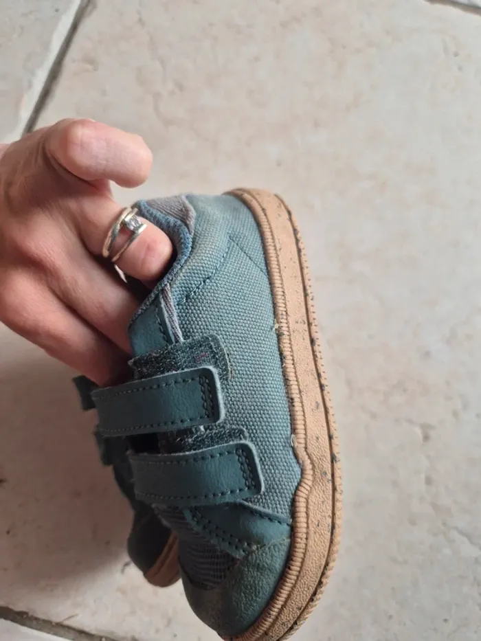Magnifiques chaussures bleues 23 Decathlon - photo numéro 6