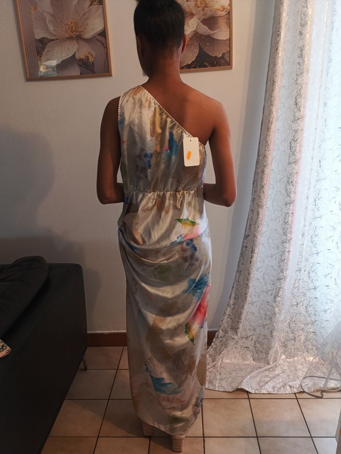 Robe brillante de soirée - photo numéro 2
