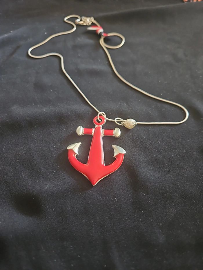Collier ancre rouge - photo numéro 2