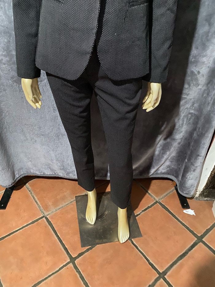 Blazer taille 36 et pantalon  taille 34 cintré noir et blanc Zara taille 34 - photo numéro 3