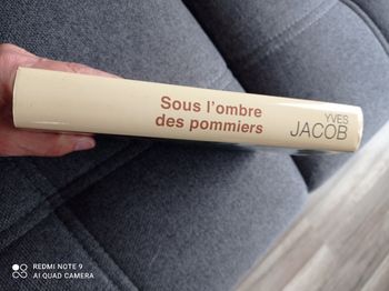 "Sous l'ombre des pommiers" de Yves Jacob