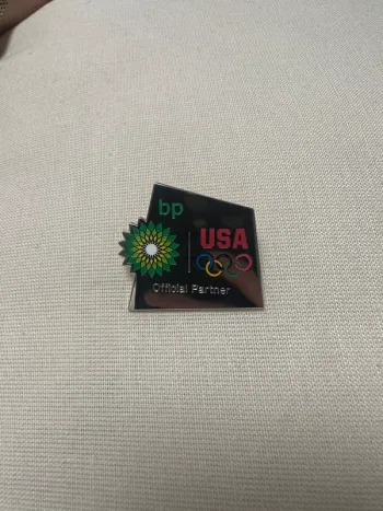 Pins JO USA